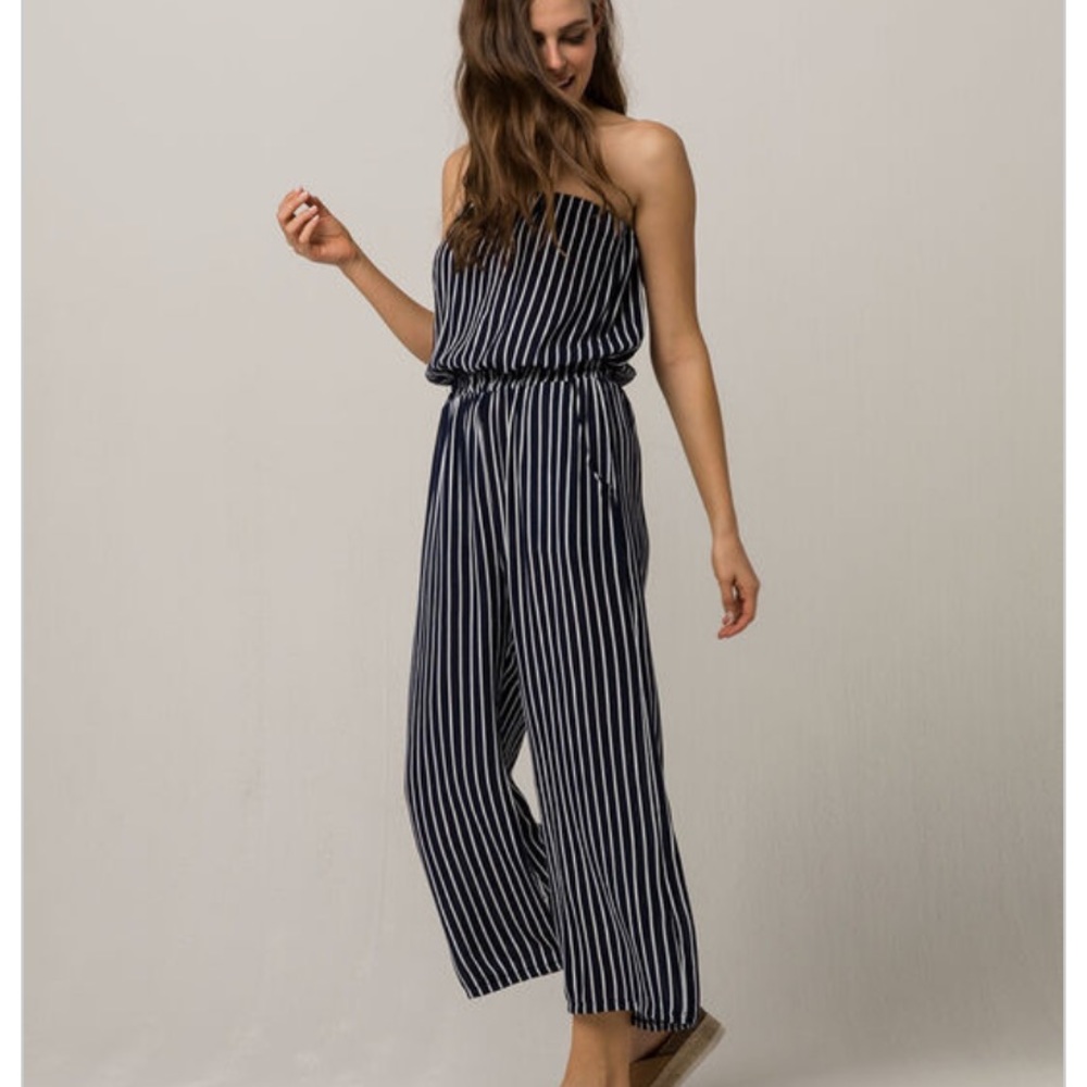 SALE❗️Tilly’s IVY & MAIN Stripe Tube Womens Jumpsuit